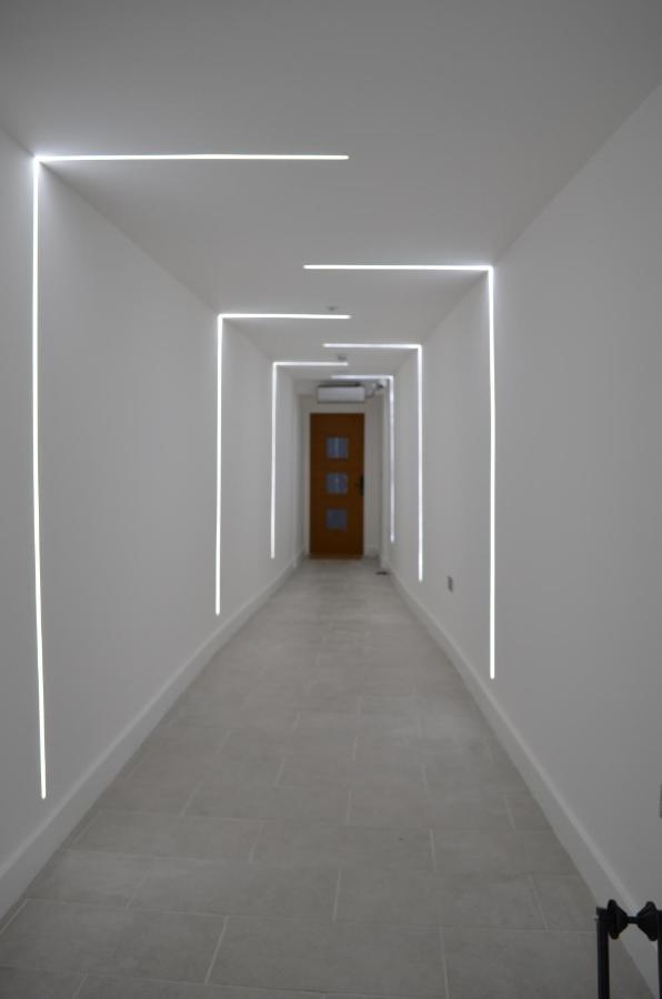 Deluxe And Modern Studio In Sydenham Apartment